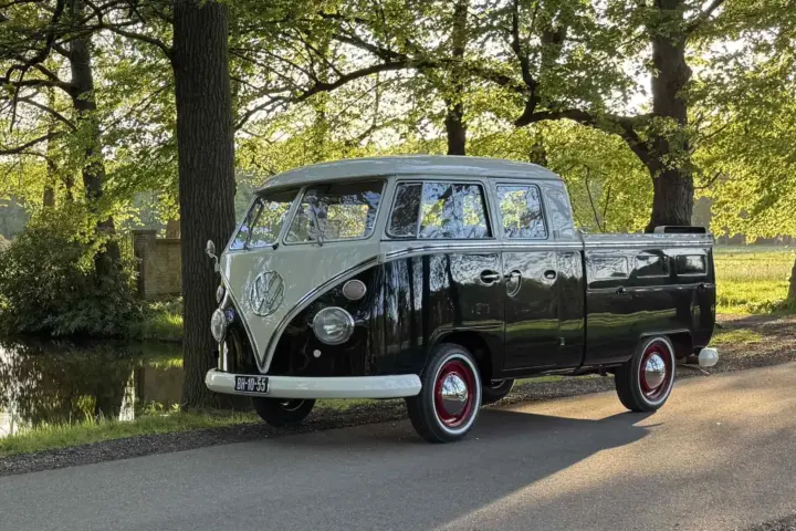 167 VW T1 Crew Bus