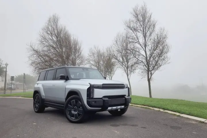 Five Things We Learned While Driving the iCaur 03T