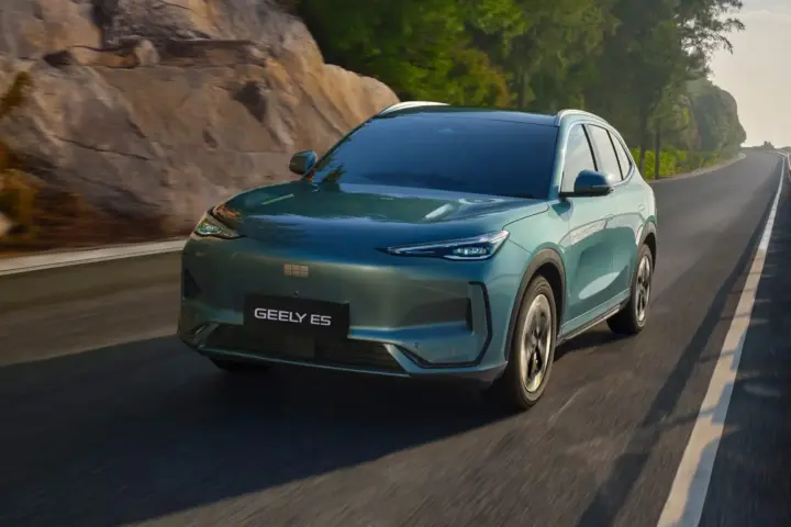 Five Things We Learned Driving the Geely E5 EV SUV