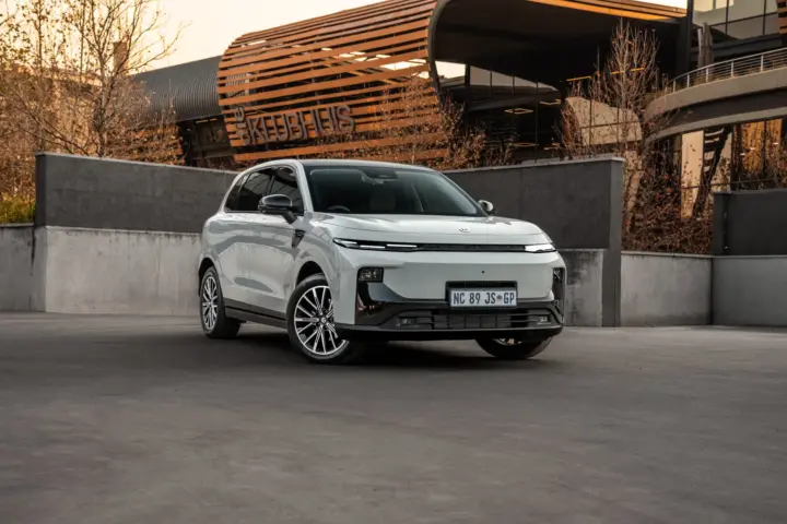 Leapmotor B10 Hybrid EV Delivers 900 km Range To SA Roads
