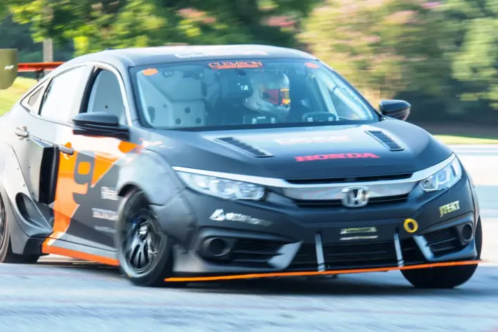 Students build 450 kW Honda Civic