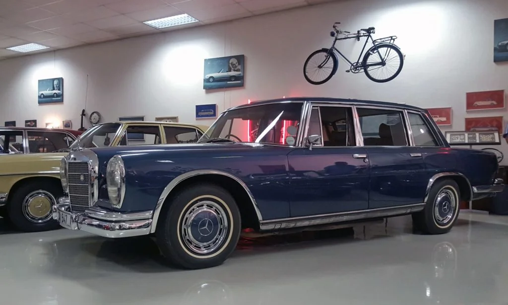 A regal Mercedes S600 Grosser featured a 6,3-litre V8 and was a favourite of heads of state the world over.