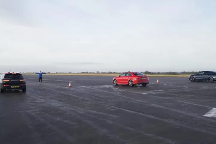 Compact AWD Drag Race [video]
