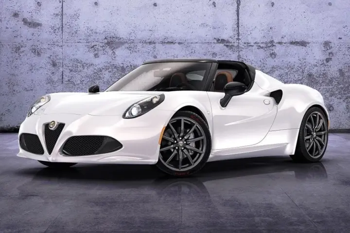 Alfa Romeo 4C + Spider