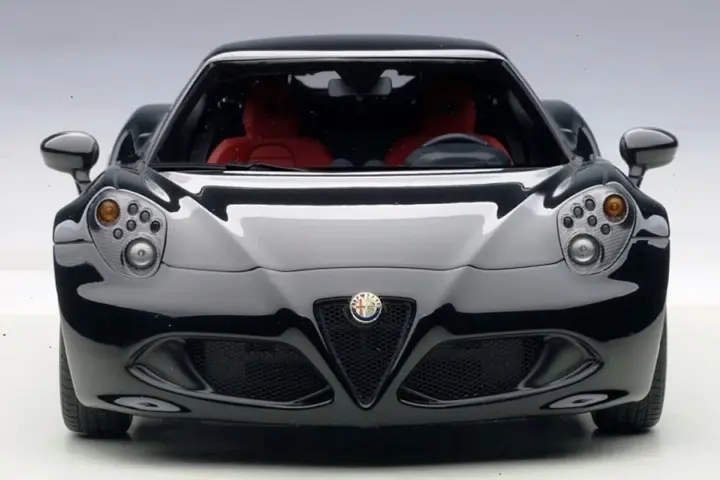 Alfa Romeo 4C by RGM