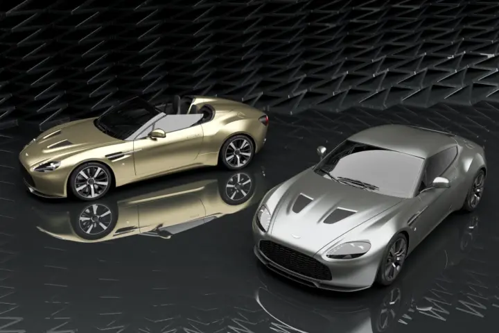 Aston Martin Vantage V12 Zagato Heritage Twins