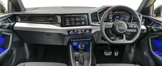 Audi A1 35 TFSI Advanced interior