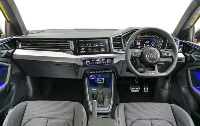 Audi A1 35 TFSI Advanced interior