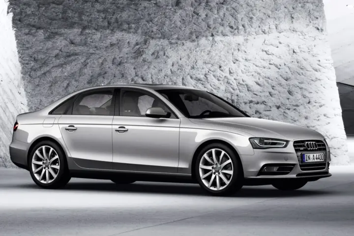 Audi A4 3.0 TFSI Quattro S tronic (2012)