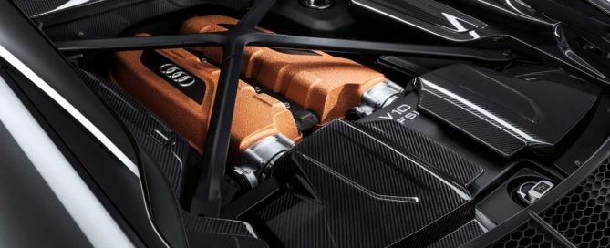 Audi R8 V10 Decennium engine