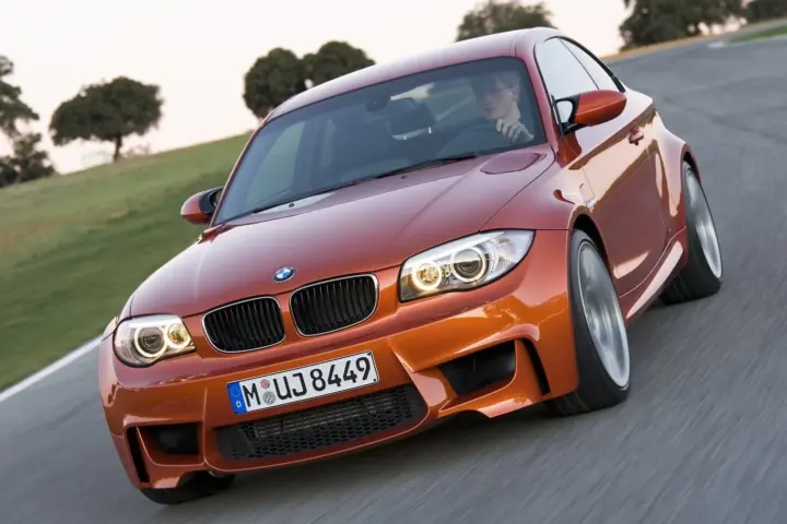 Audi RS3 Sportback vs BMW 1 Series M Coupe (2012)