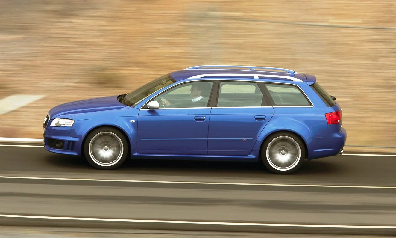 Audi RS4 Avant 4.2 V8 FSI Quattro