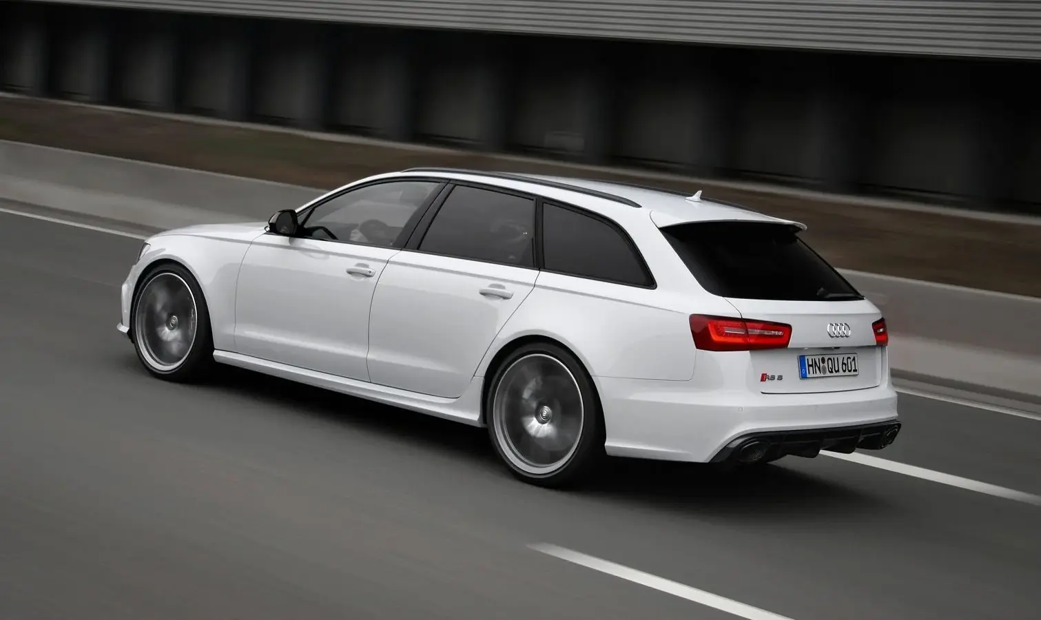 Audi RS6 Avant (2016)