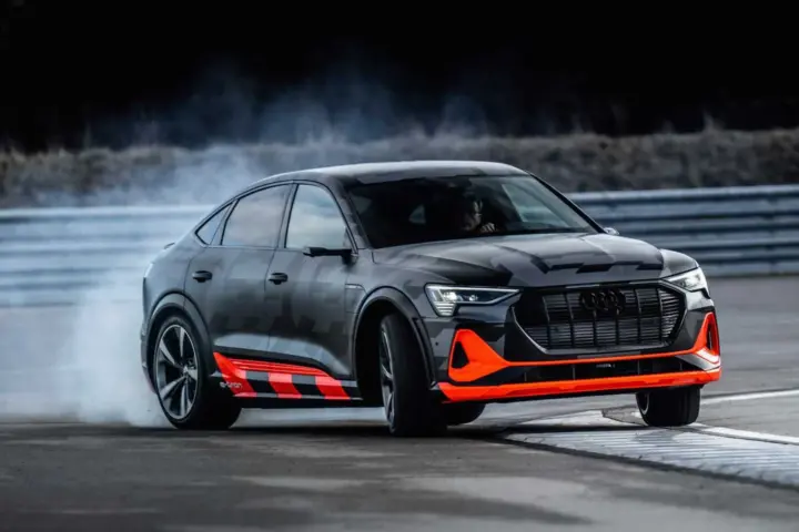 Audi e-tron S Sportback [w/video]