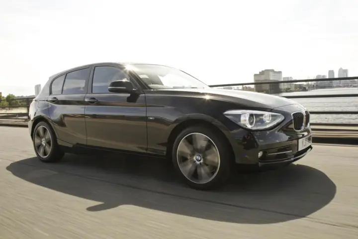 BMW 118i Hatch Sport Line 5-Door (2012)