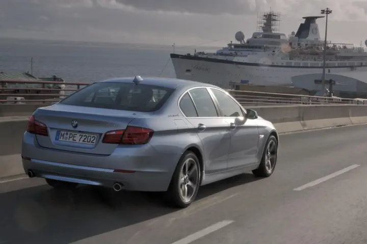 BMW 5 ActiveHybrid Steptronic (2012)