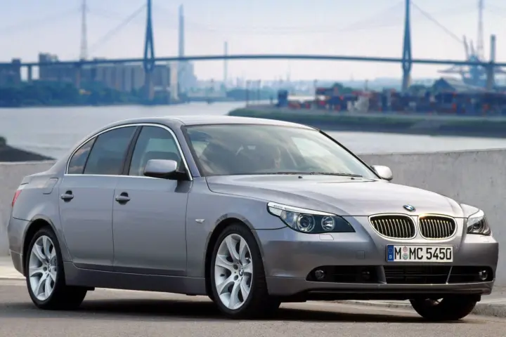 BMW 550i Sedan (2006)