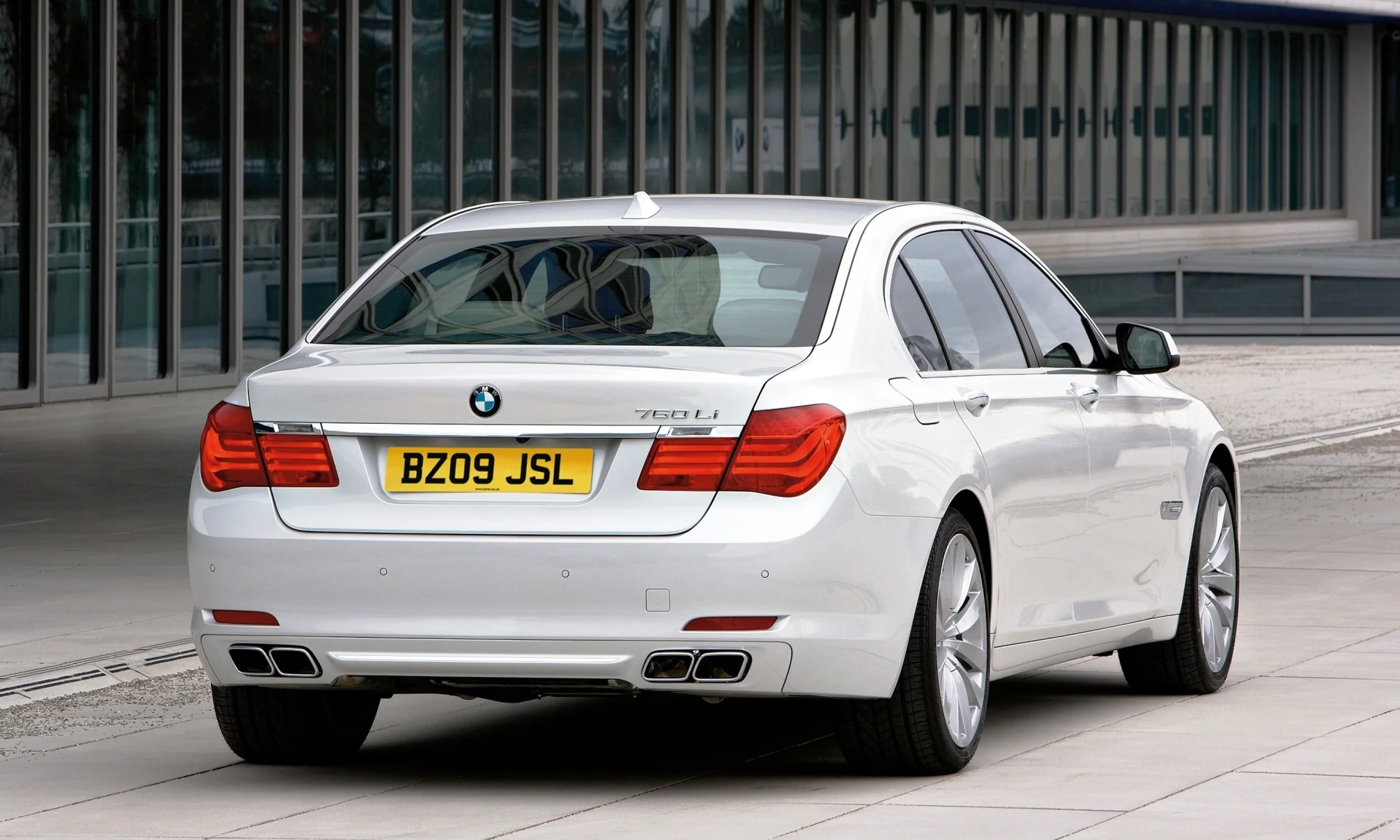 BMW 760 Li Sedan Steptronic