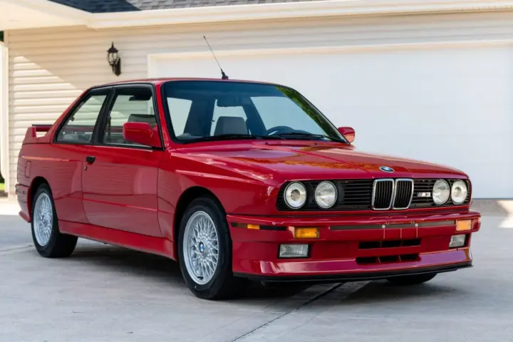 BMW M3 Fetches R4,1m in Auction [w/video]