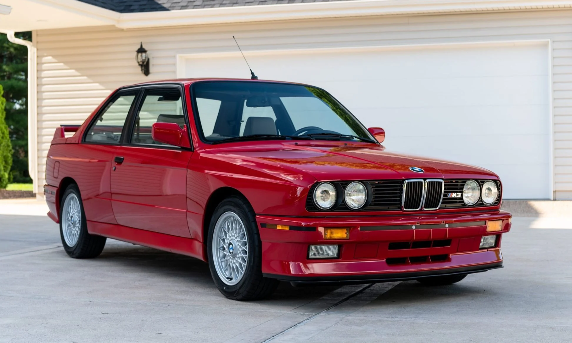 BMW M3 Fetches R4,1m