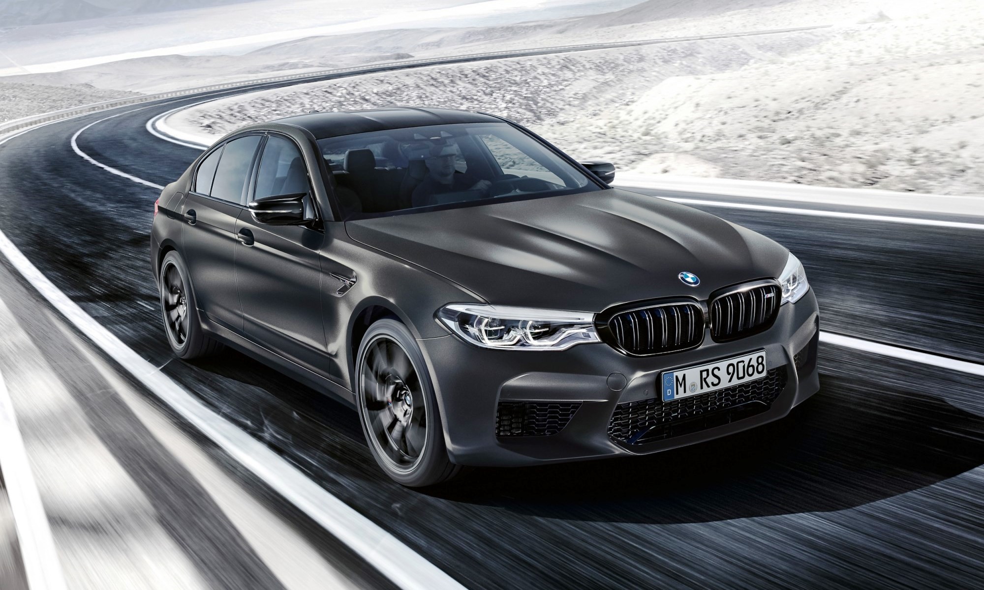BMW M5 Edition 35 Years front
