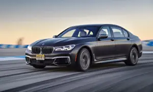 BMW M760Li xDrive (2017)