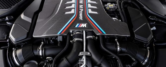 BMW M8 Gran Coupe engine