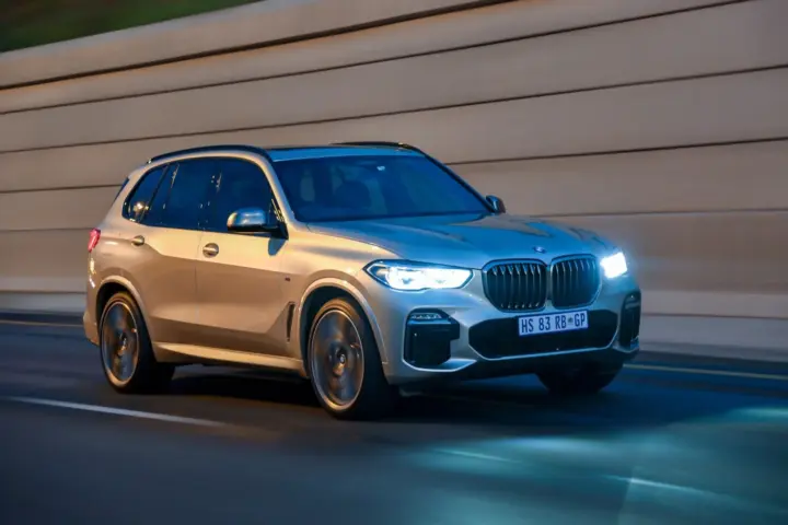 BMW X5 M50d driven