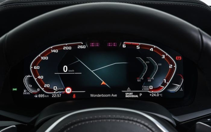 BMW X5 M50d instrument cluster