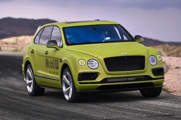 Bentley Bentayga at Pikes Peak International Hill Climb [w/video]