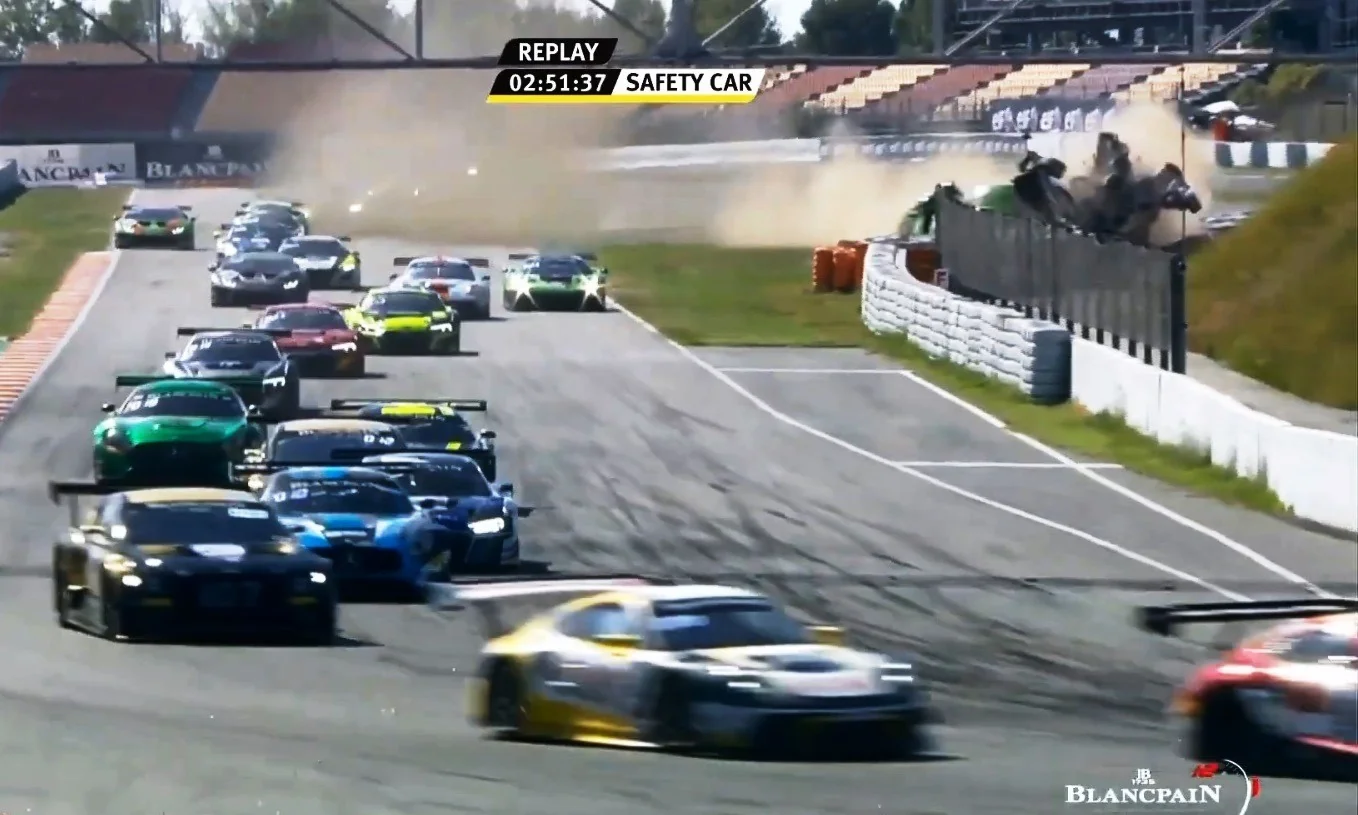 Blancpain GT Race Crash