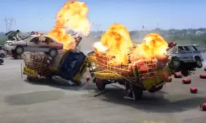 Bollywood car chase [video]