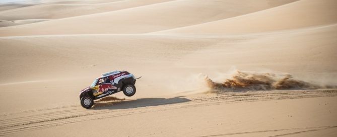 Carlos Sainz extended his lead over his main rivals on 2020 Dakar Stage 10