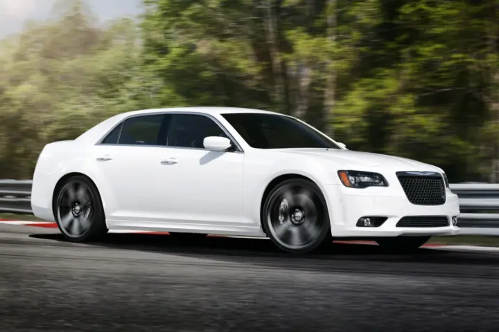 Chrysler 300 SRT8 (2012)
