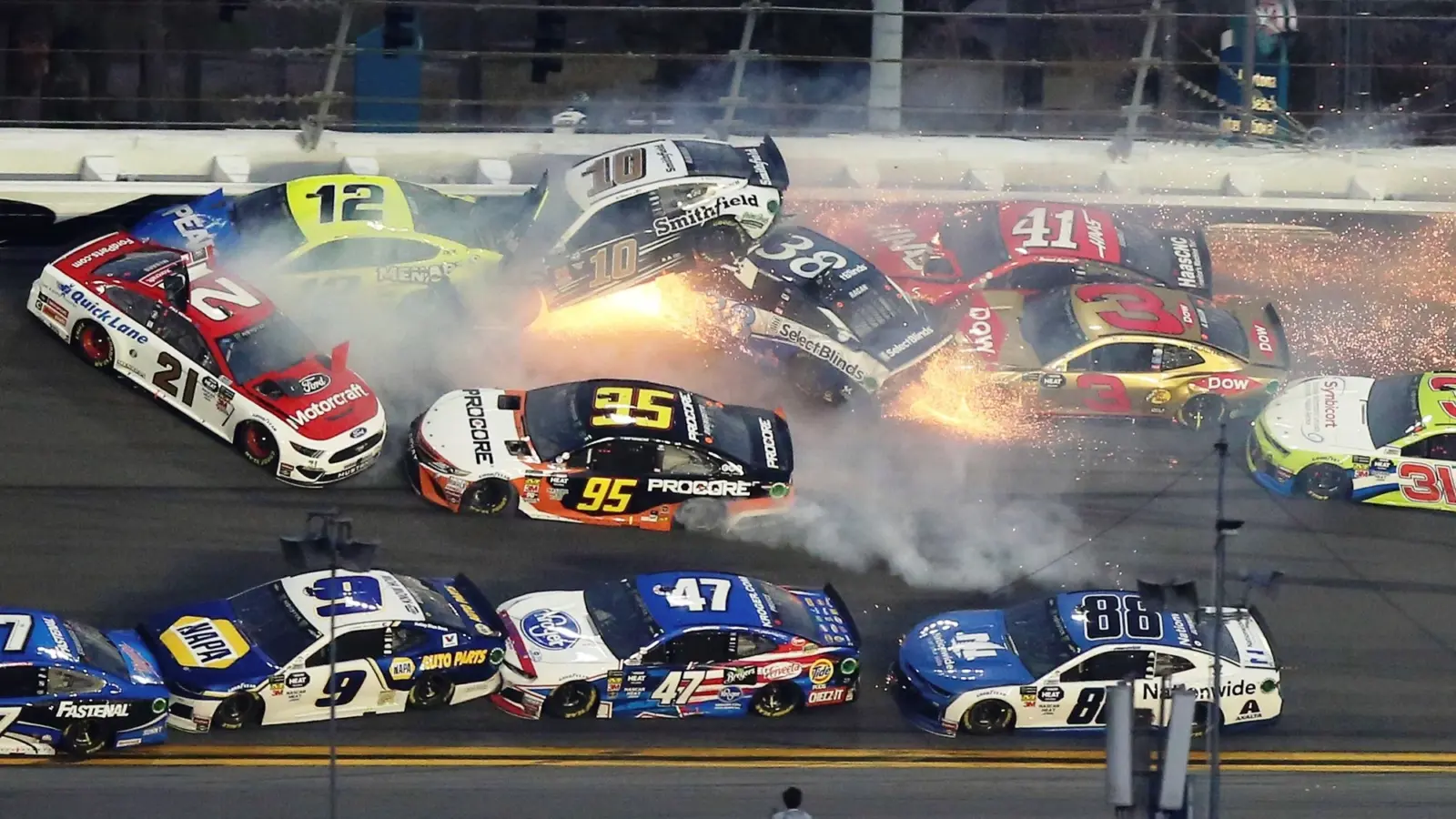 Daytona 500 Crashes [video]