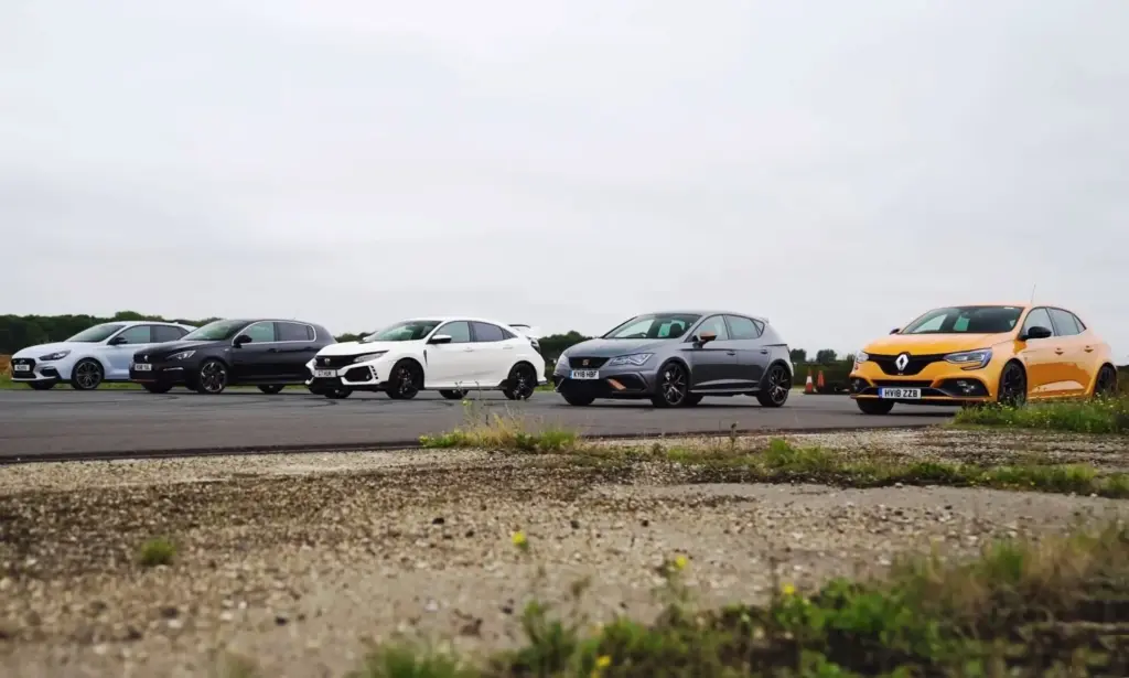 Five-way Hot Hatch Drag Race [video]