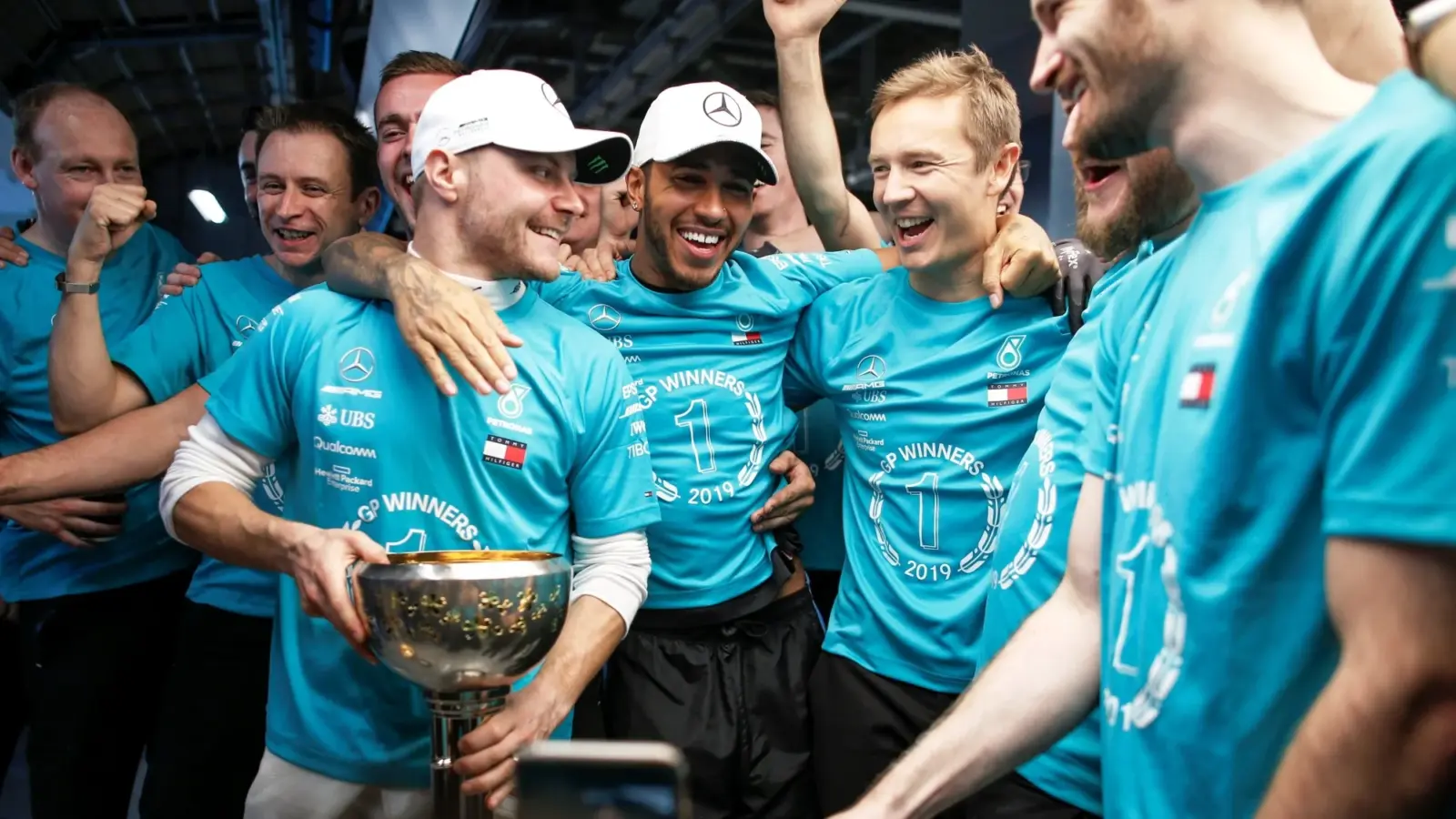 Driving Masterclass with Valtteri Bottas [video]