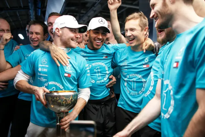 Driving Masterclass with Valtteri Bottas [video]