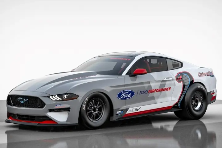 Electric Mustang Cobra Jet is a 1 000 kW Dragster