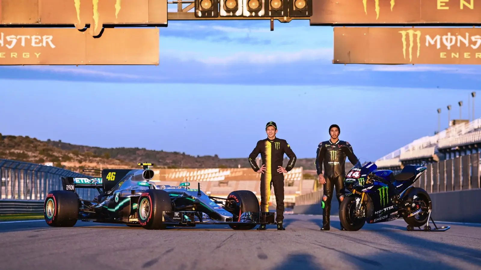 Double Apex Motorcycles: F1 vs MotoGP