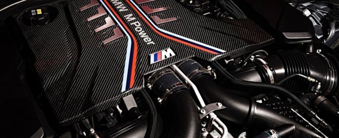 Facelifted BMW M5 engine
