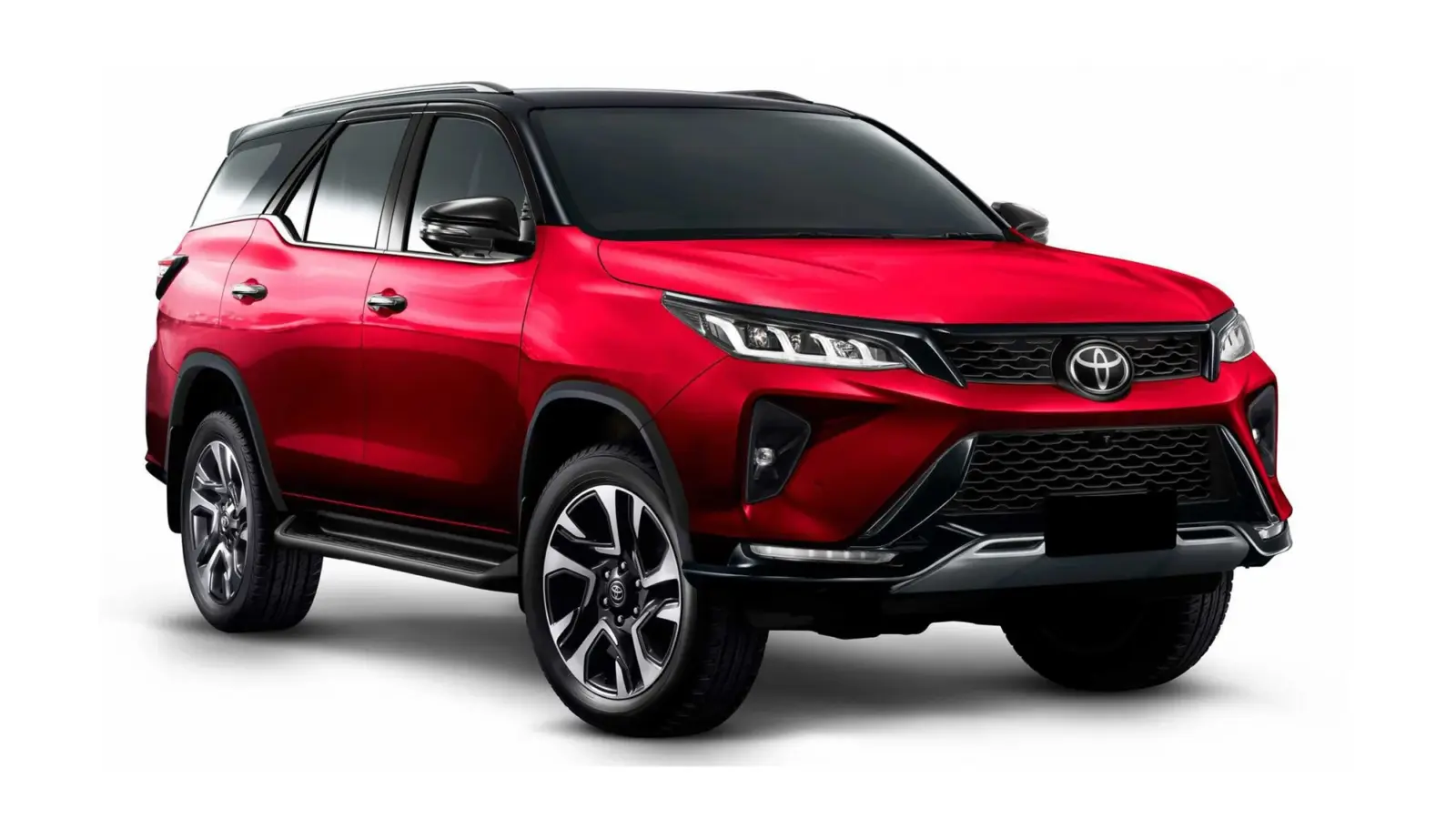 Facelifted Toyota Fortuner and Hilux Break Cover
