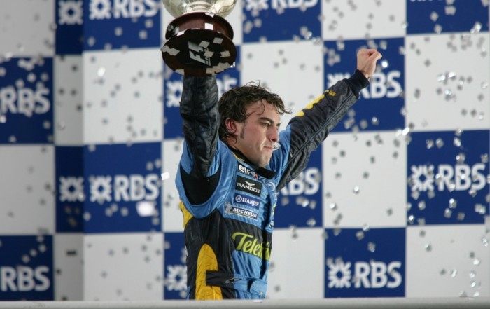 Fernando Alonso returns to Renault