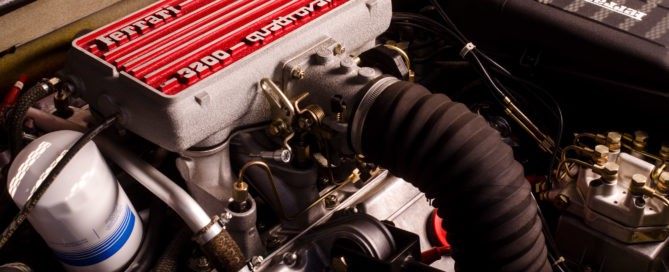 Ferrari 328 GTS engine