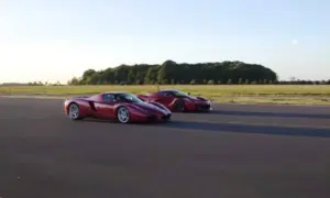 Ferrari Enzo vs LaFerrari [video]