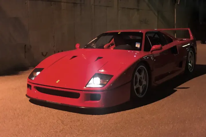 Iconic Ferrari F40 Driven In Maranello