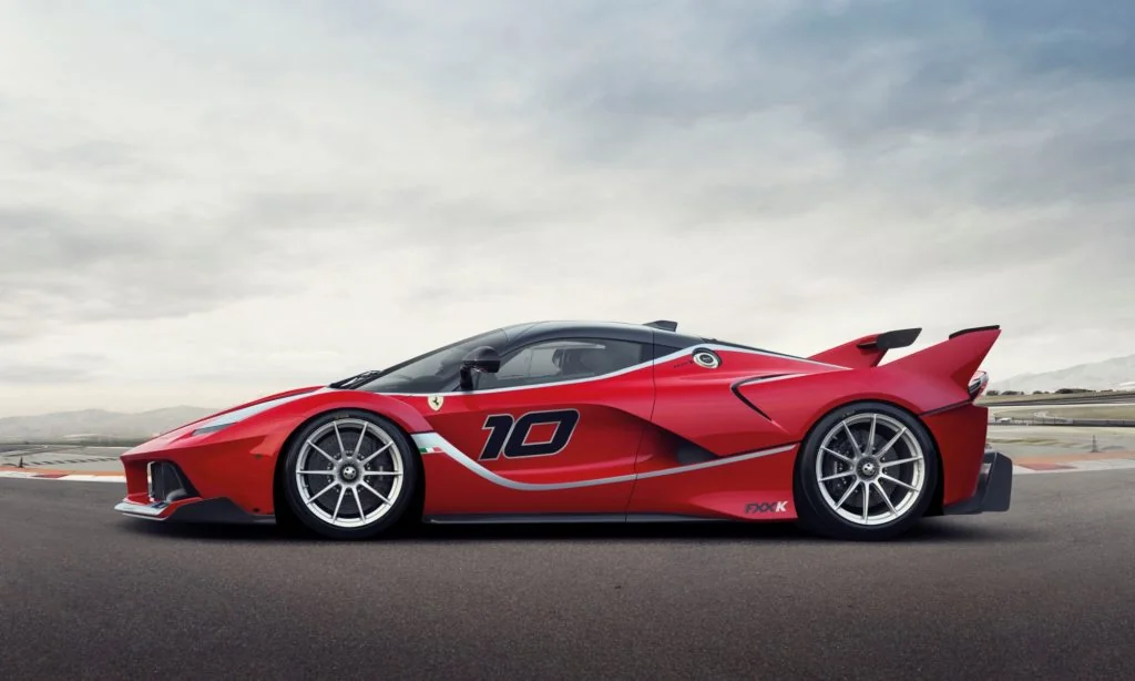 Ferrari FXX-K profile