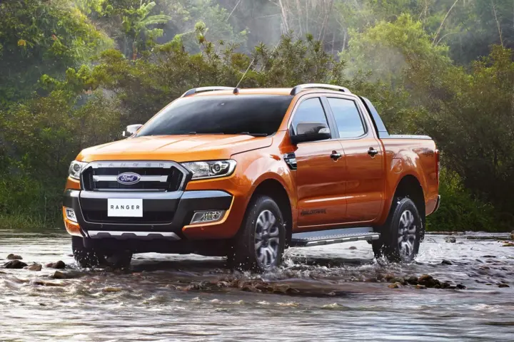 Ford Ranger 3.2 TDCI 4×4 AT Double Cab Wildtrak (2016)