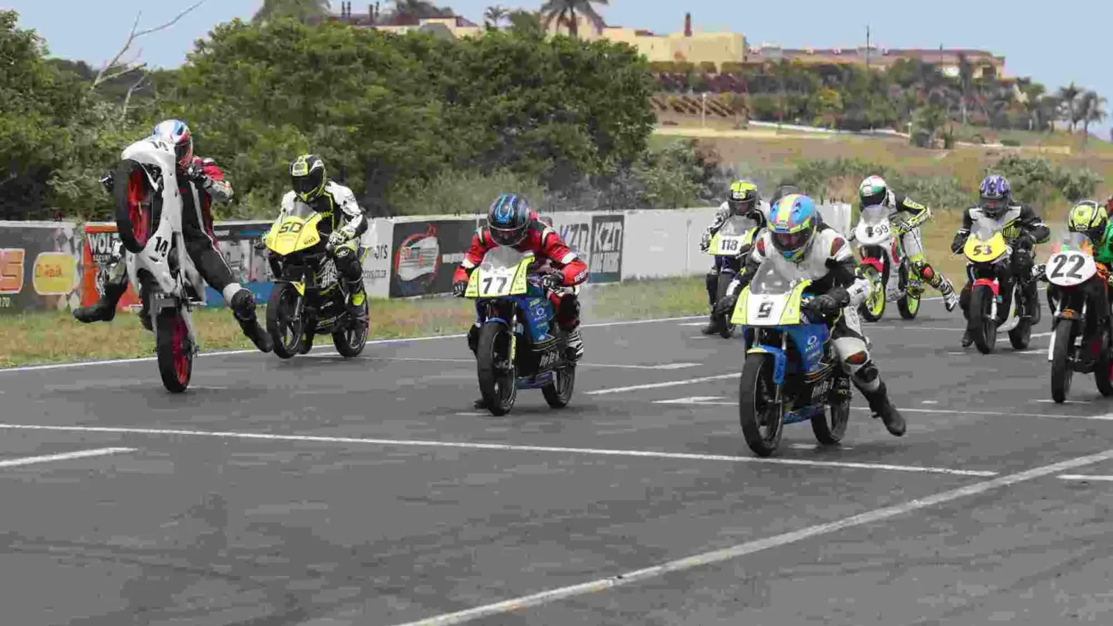 Double Apex Motorcycles: High Noon at Dezzi Raceway