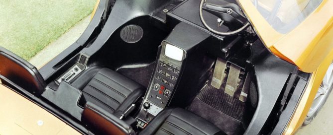 Holden Hurricane Concept interior